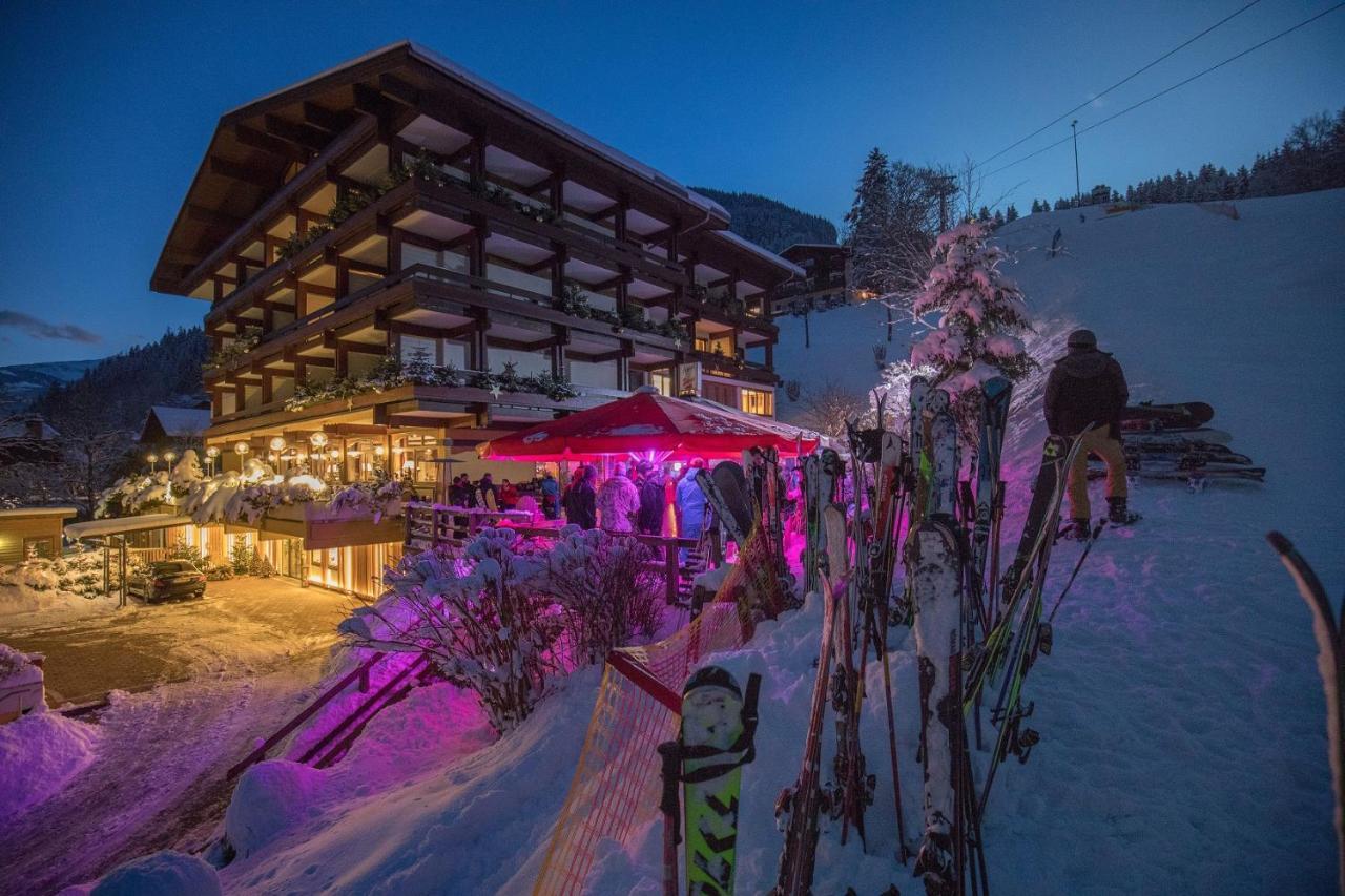 Alpin- Das Sporthotel - Ski In Ski Out Cityxpress, Summercard Included Zell am See Exterior foto